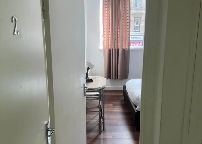 Great Western Road With En *