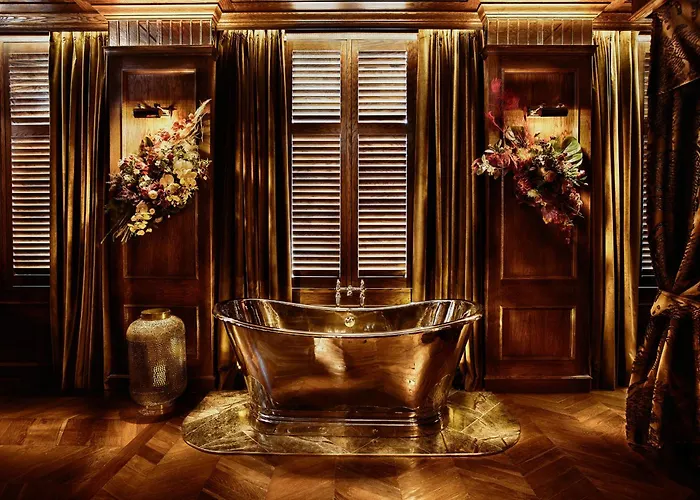 House Of Gods Hotel Glasgow