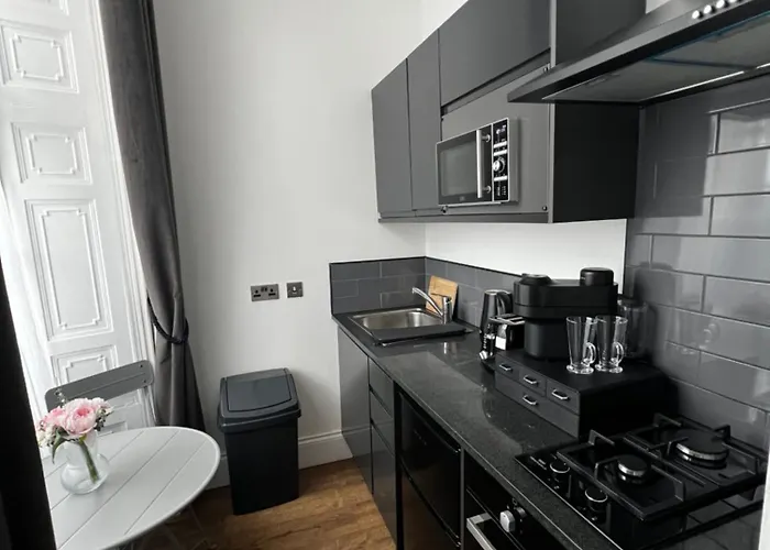 Aparthotel Amani - Centre 4*