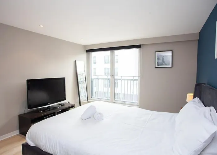 City Centre W Parking & Hyperoptic Wifi * Glasgow