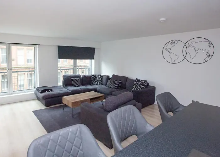 City Centre W Parking & Hyperoptic Wifi Apartman