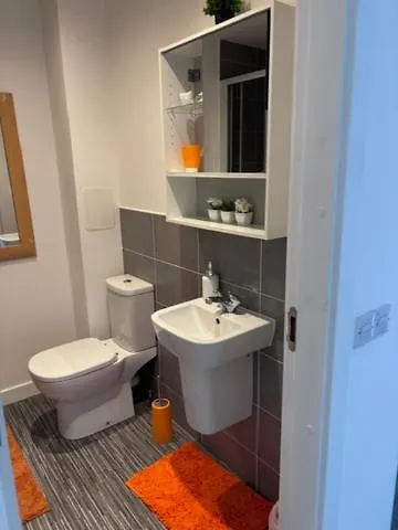 Radiant Homes 2 Bedrooms 2 Bathrooms Free Parking Apartamento