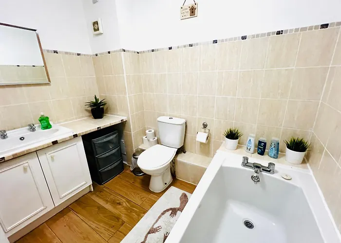 Apartment Cityview Retreat - 2-bed - Free Parking *