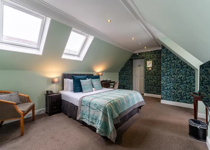 Sherbrooke Castle 4* Глазго