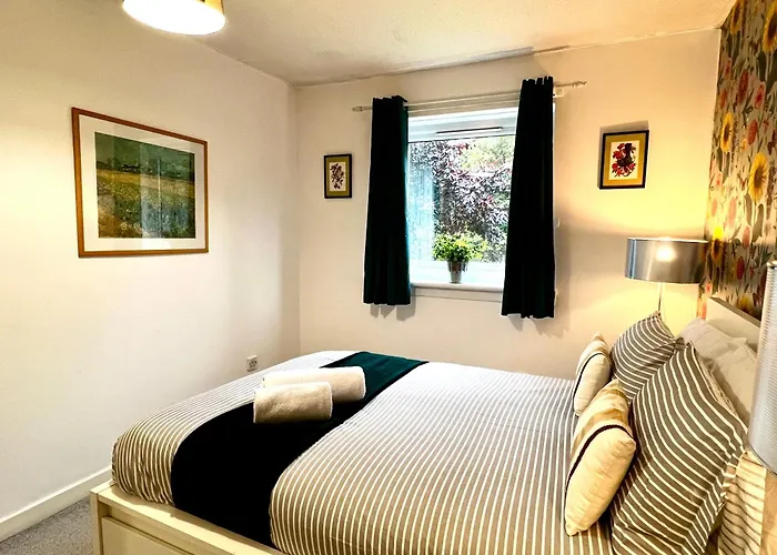 Ground Floor Flat With Free Parking & Wifi 格拉斯哥