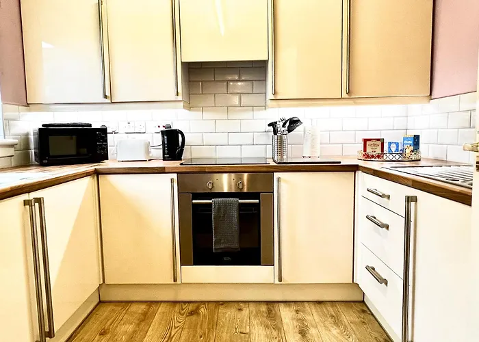 公寓 Ground Floor Flat With Free Parking & Wifi *