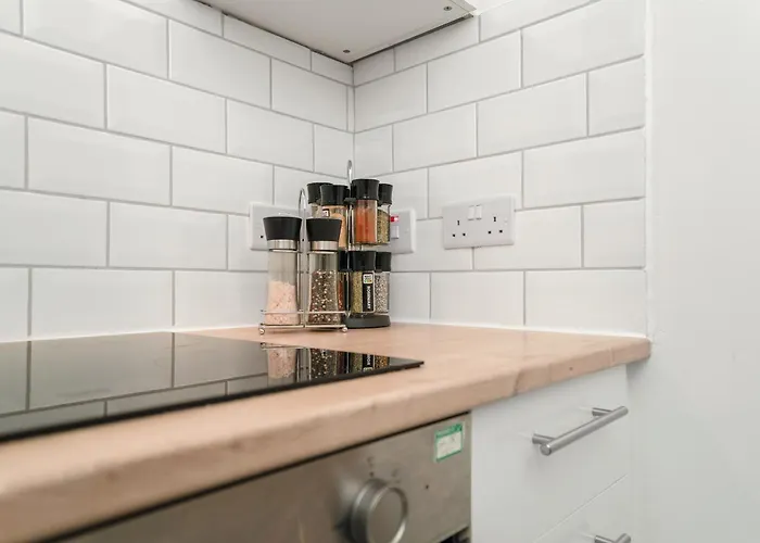 Apartman 4 Beds - Gateway Getaway With Free Parking Glasgow