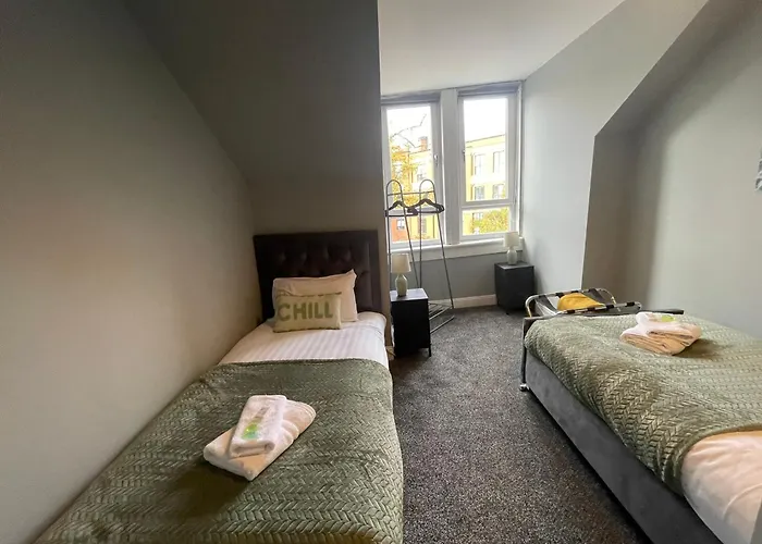 The Blue Nile Hillhead - Pass The Keys Apartament *