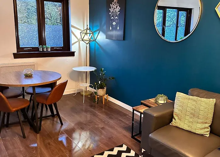 Brightcentral With Parking غلاسغو