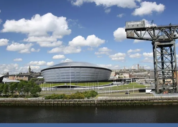 Metropolitan Nest - Easy Walk To Hydro & Secc Center Appartement