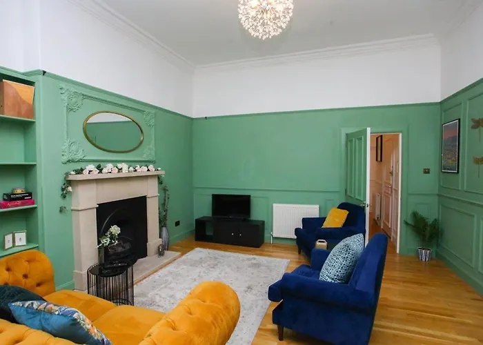 Lovely Spacious 2 Bed Flat Apartamento Glasgow