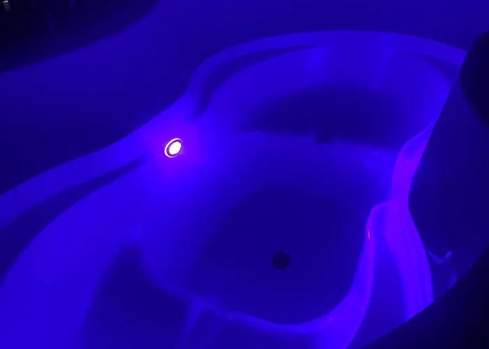 豪华帐篷 The Fells - Campsie Luxury Pods With Hot Tub *