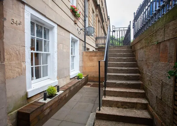 Beautiful 2 Bed Flat With A Private Terrace Appartement