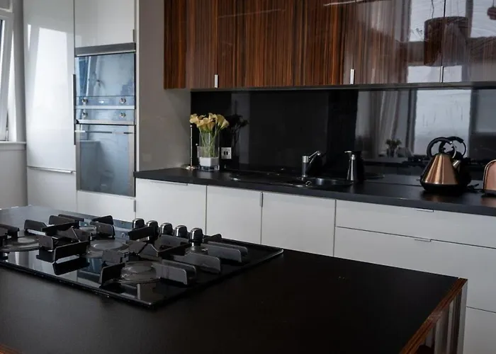 Apartament Stunning 3 Bed Penthouse In West End *