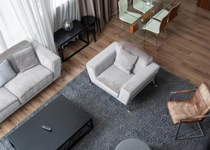 Stunning 3 Bed Penthouse In West End Apartament *