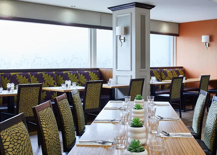 Leonardo West End グラスゴー