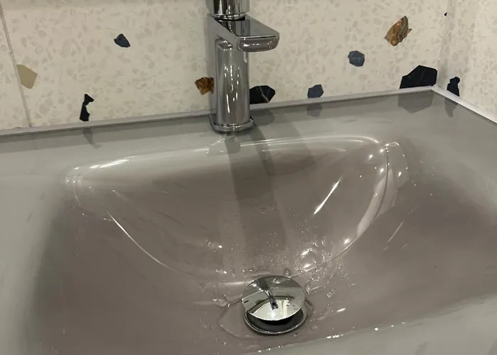 Stunning 2 Bedroom * Glasgow