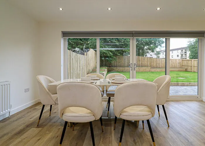 Nyaraló Wyndford Riverside House Glasgow