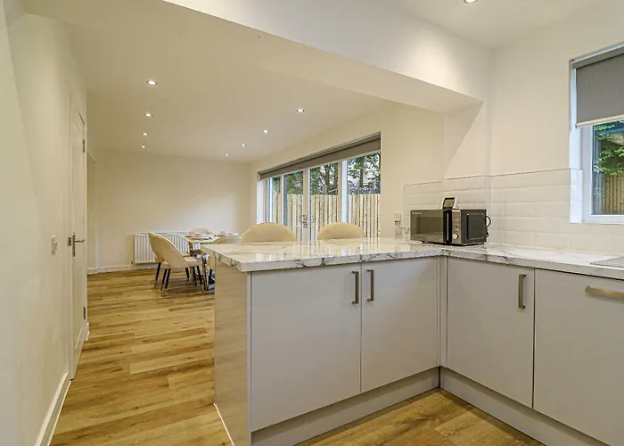 Дом отдыха Wyndford Riverside House