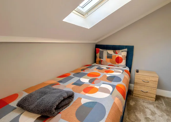 Cosy 4 Bedroom In - Free Parking Vakantiehuis Glasgow