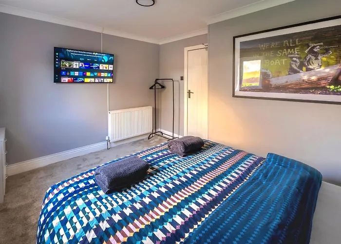 Cosy 4 Bedroom In - Free Parking Casa vacanze Glasgow