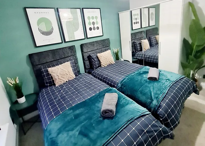 Bright 3br Walking Distance To Town - Free Parking Apartamento Glasgow