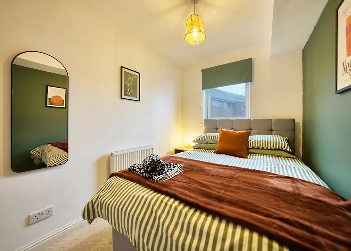 2Br Flat Central Location With Free Parking Appartamento *