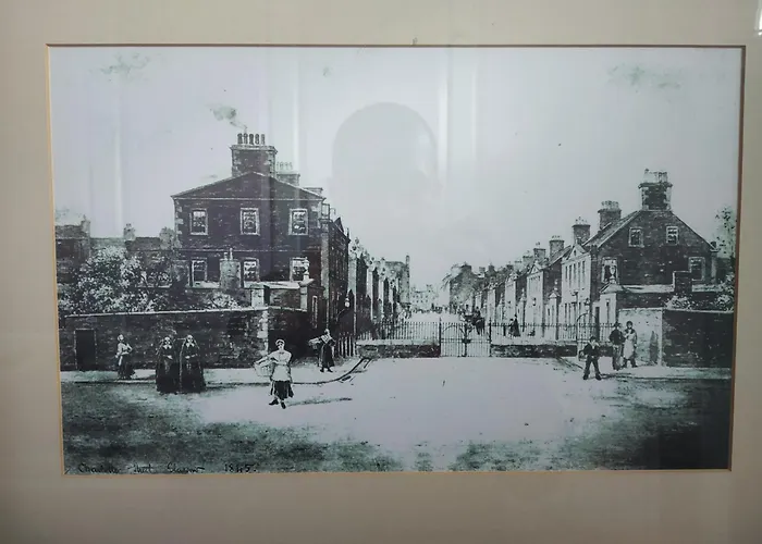 Charlotte Service Aparments Διαμέρισμα *