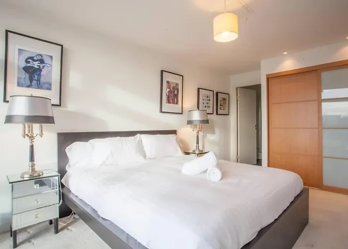 With River View Next To Hydro *