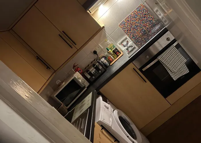 Апартаменты Traditional Tenement Excellent Location Глазго