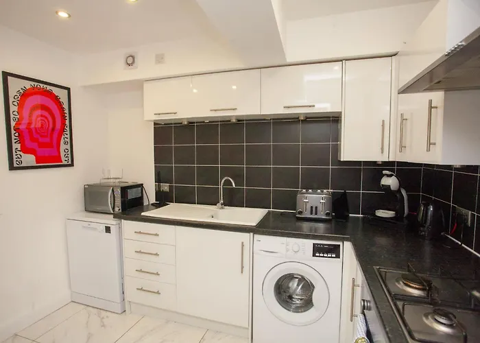 Beautiful 2 Bed Flat With A Private Terrace Appartement