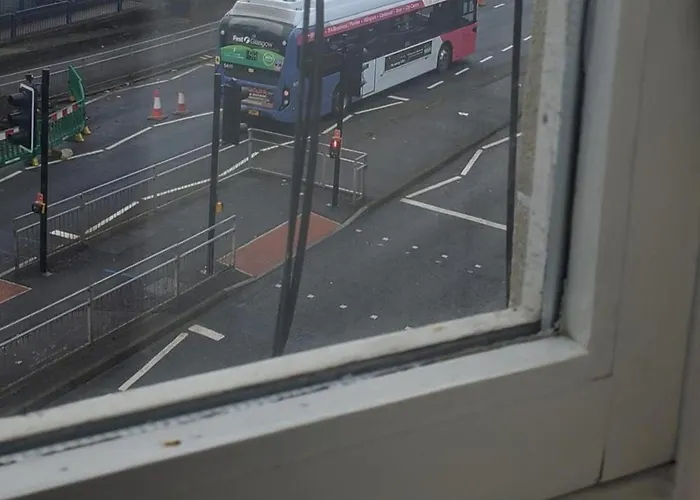 Flat In Close To Local Amenities