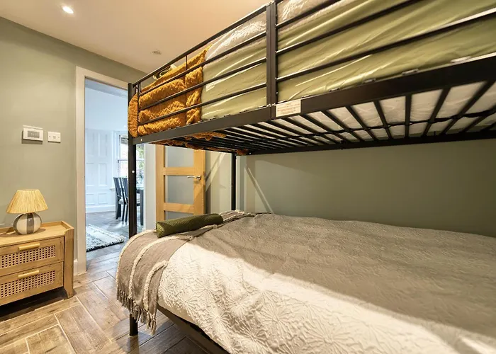 Stylish 3-bedroom In