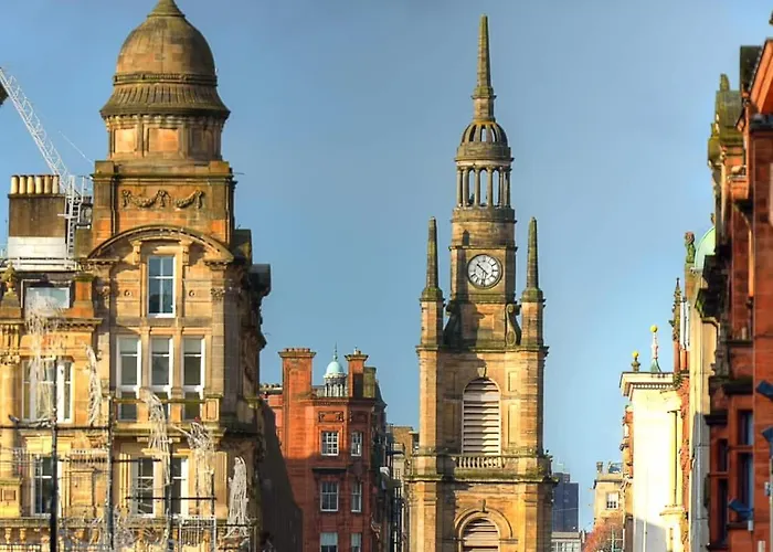 3 Bed Flat With Parking