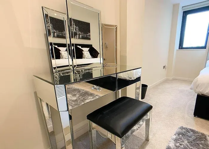 2bd Near Hydro Secc Centre Great Location *