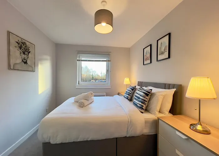 Appartamento Chic & Cozy 2-bed Flat In - Free Parking