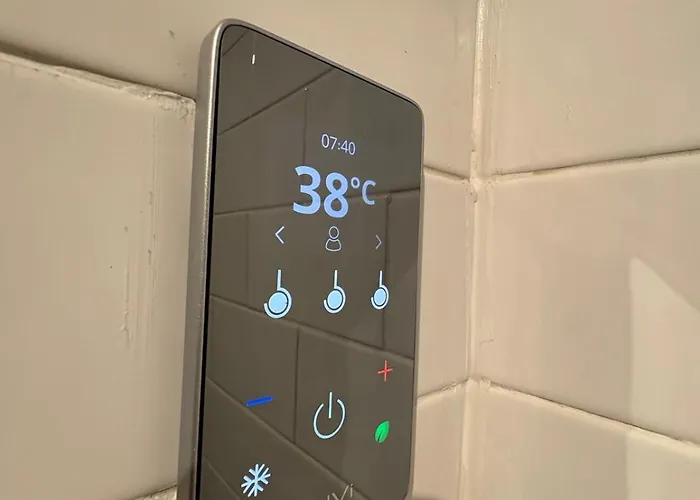 Quiet Centre, King & Sofa Bed Glasgow