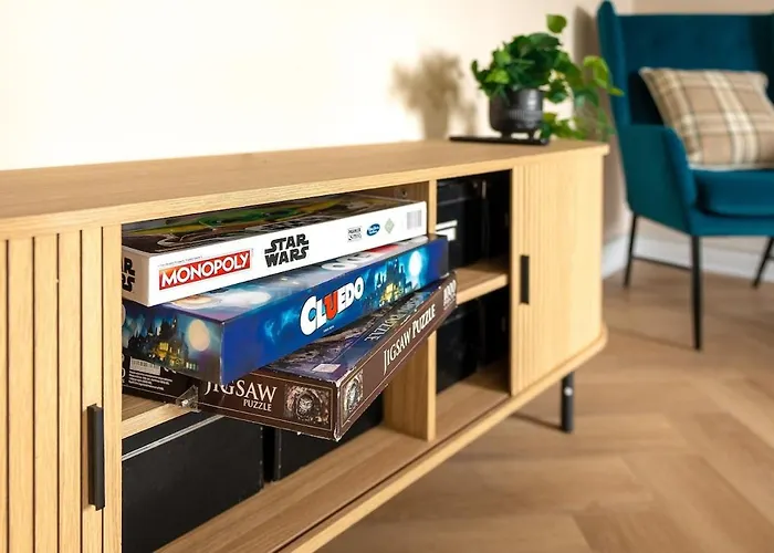 Spacious 3 Bed In With Free Parking 格拉斯哥