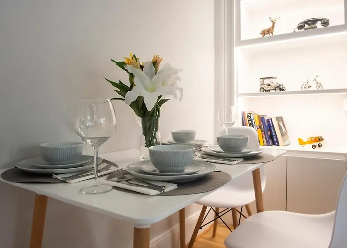 Two Bed Stylish In Heart Of West End Γλασκώβη