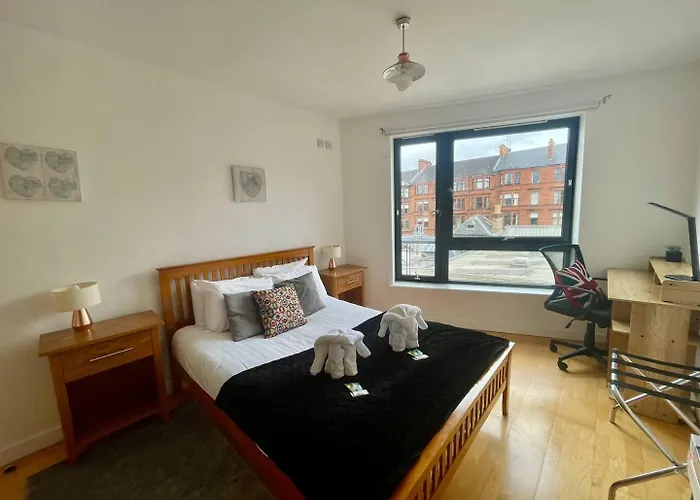 Perfect Location In Heart Of West End - Pass The Keys Glasgow