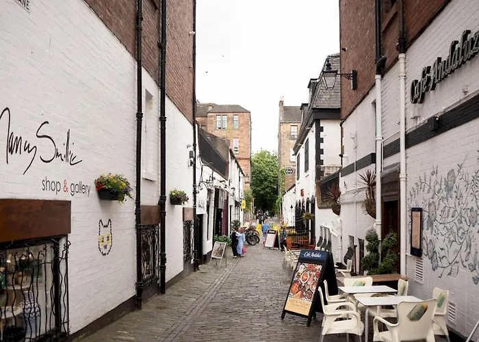 Apartment Perfect Location In Heart Of West End - Pass The Keys Glasgow