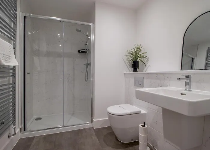 Fabulous Festival Park Private Parking Garden - Pass The Keys Glasgow