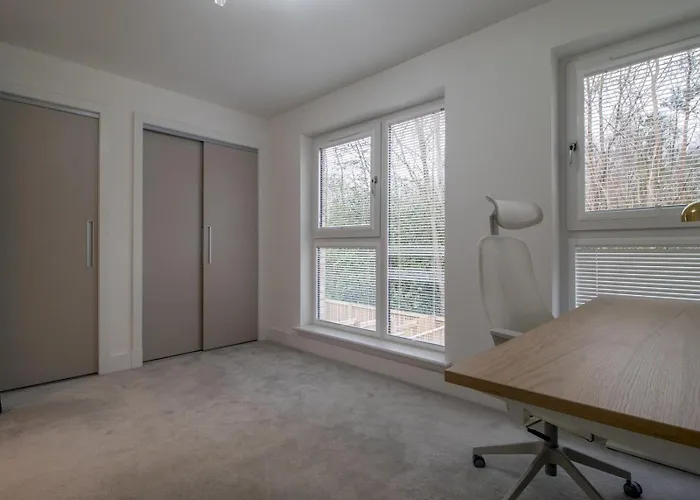 Fabulous Festival Park Private Parking Garden - Pass The Keys *