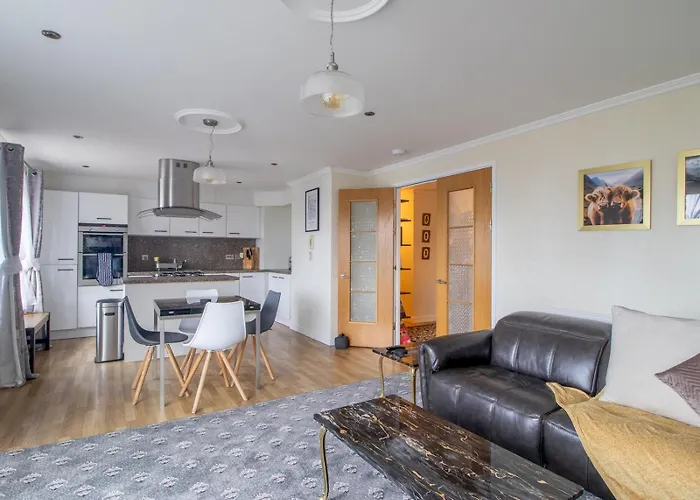 Metropolitan St Andrews Cathedral View - Pass The Keys Апартаменты Глазго