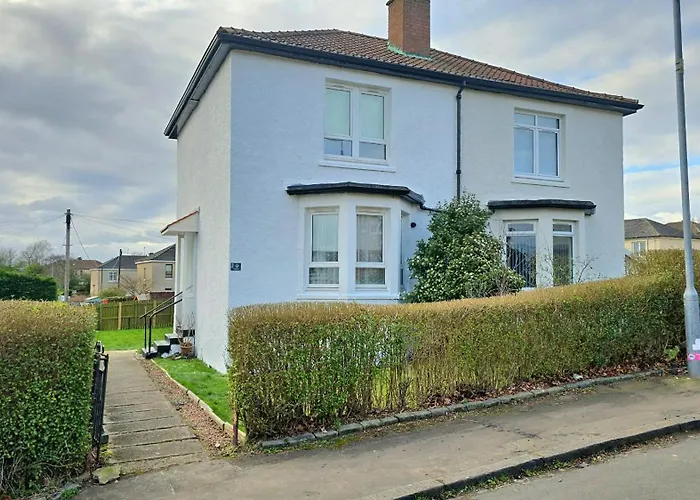 - Beautiful Two Bedroom House In & Free Parking Feriehus Glasgow