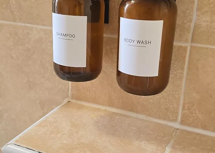 - Beautiful Two Bedroom House In & Free Parking 度假居 格拉斯哥