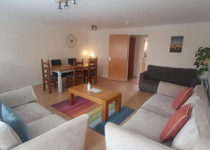 In Heart Of West End- Parking Space- Spacious- Near And Kelvingrove Art Gallery غلاسغو