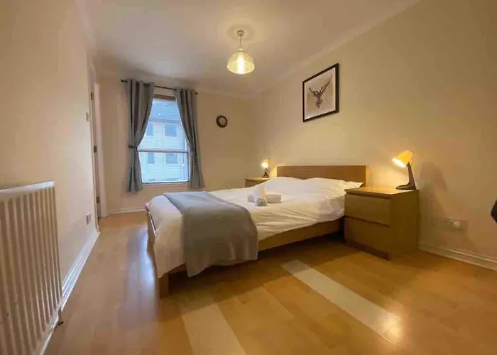 In Heart Of West End- Parking Space- Spacious- Near And Kelvingrove Art Gallery Apartament Glasgow