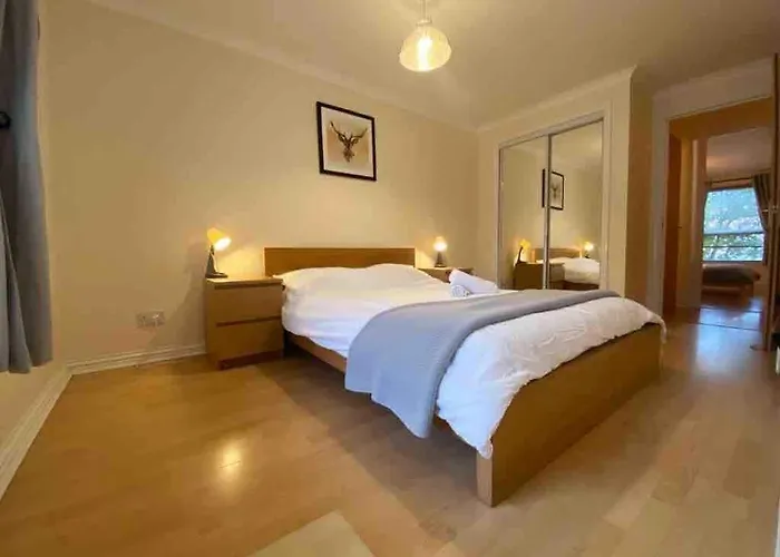 In Heart Of West End- Parking Space- Spacious- Near And Kelvingrove Art Gallery Glasgow