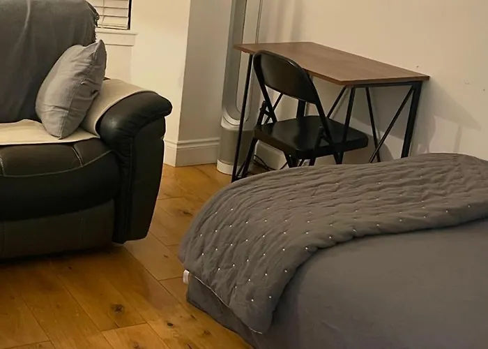 Modern West End - Apartament